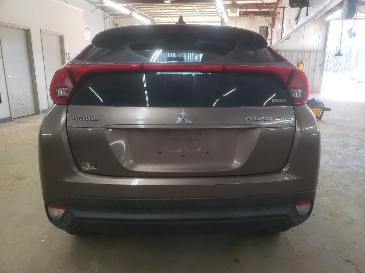 JA4AT3AA5JZ040537 2018 Mitsubishi Eclipse Cross Es