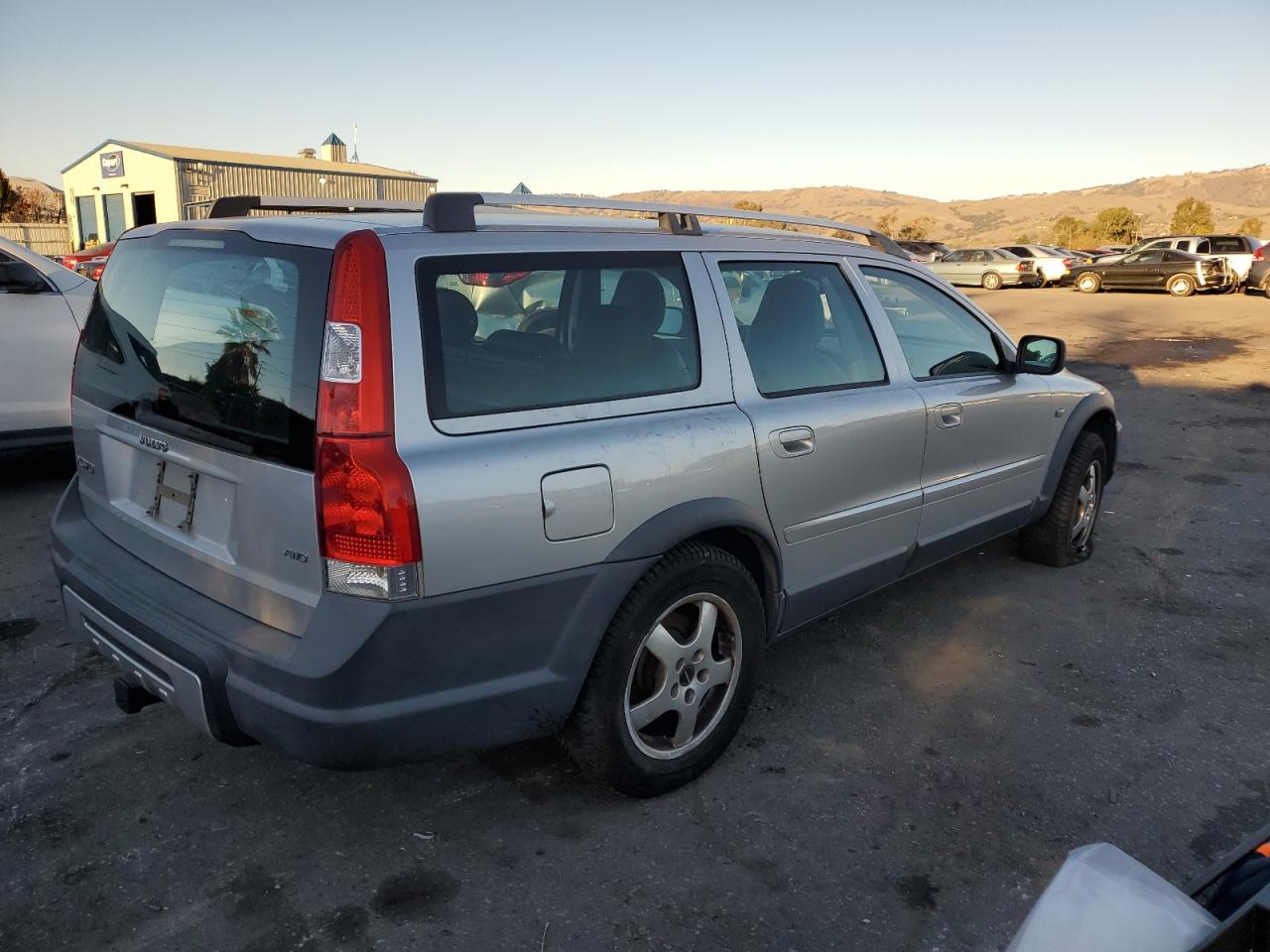 2005 Volvo Xc70 VIN: YV1SZ592751188351 Lot: 84104664