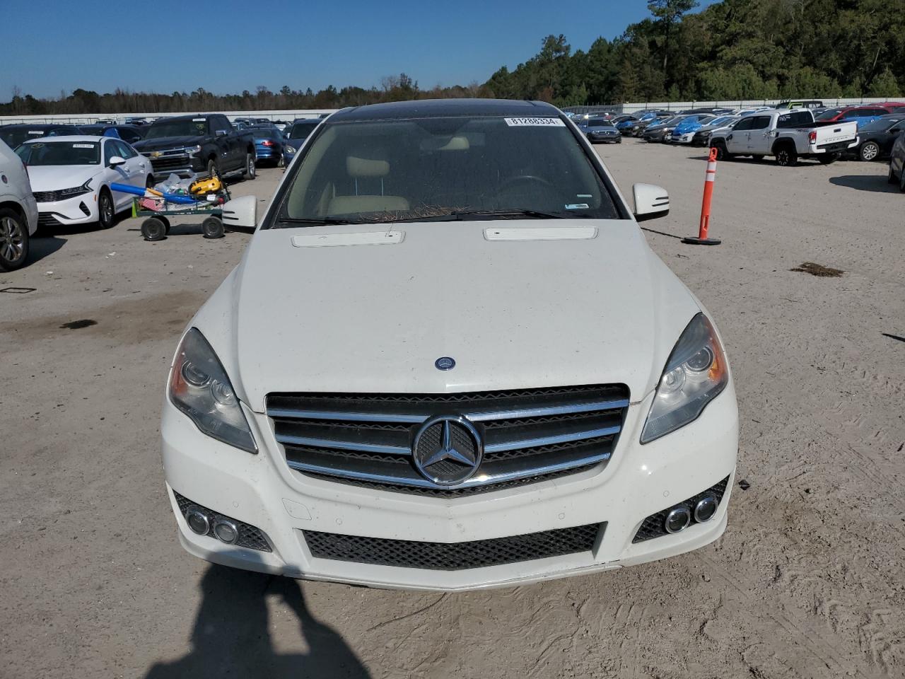 4JGCB6FE3BA128156 2011 Mercedes-Benz R 350 4Matic