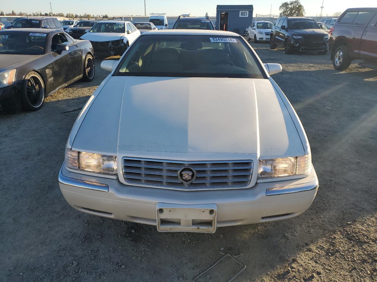 2002 Cadillac Eldorado Esc VIN: 1G6EL12Y12B100821 Lot: 83495214