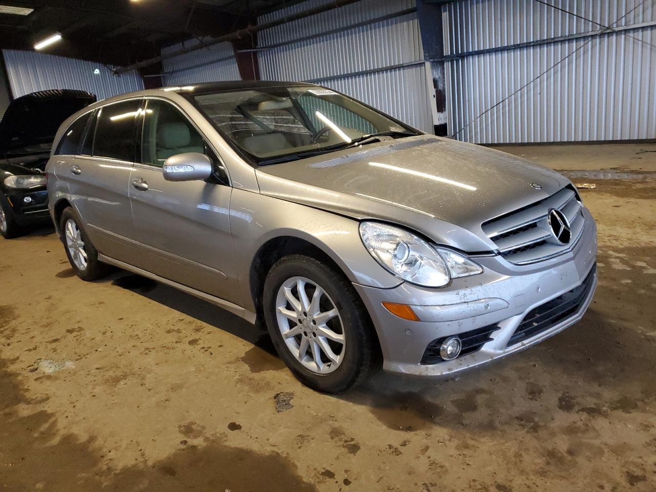 2008 Mercedes-Benz R 350 VIN: 4JGCB56E38A082928 Lot: 85093574