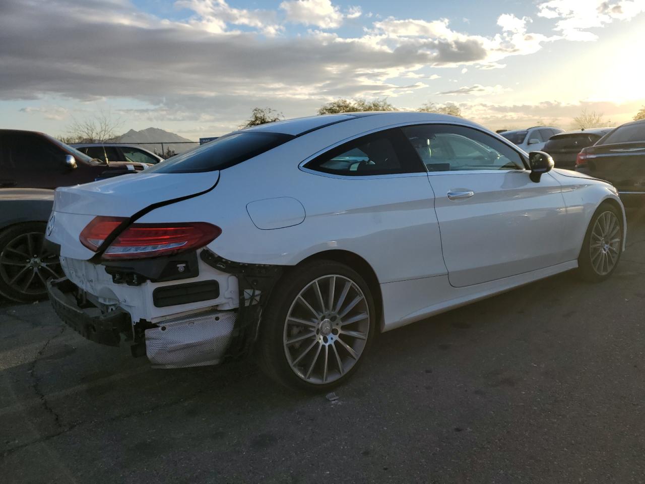 2017 Mercedes-Benz C 300 VIN: WDDWJ4JB8HF358637 Lot: 84721744