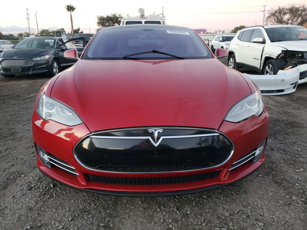 2014 Tesla Model S VIN: 5YJSA1H19EFP52863 Lot: 83094884