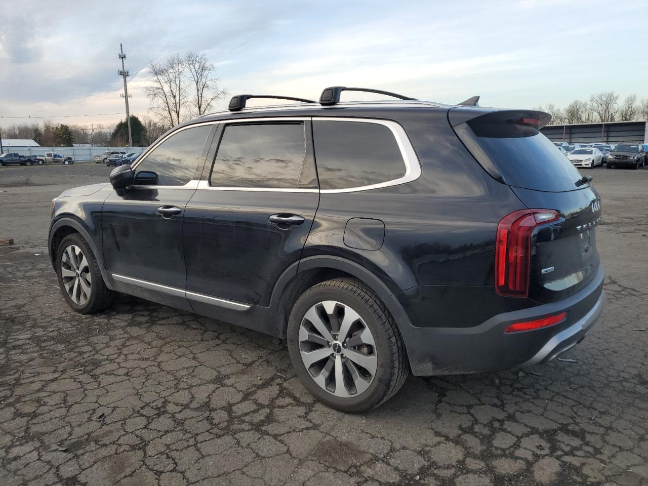 5XYP6DHC3NG284325 2022 Kia Telluride S