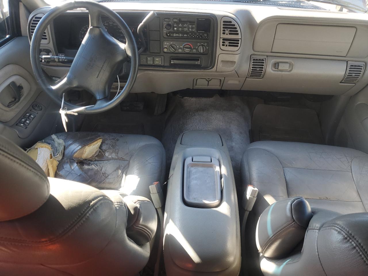 1997 GMC Yukon VIN: 1GKEK13R1VJ702558 Lot: 85930054