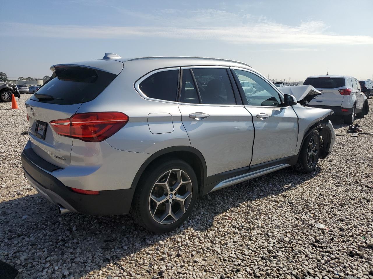 WBXHU7C37J3H43900 2018 BMW X1 Sdrive28I