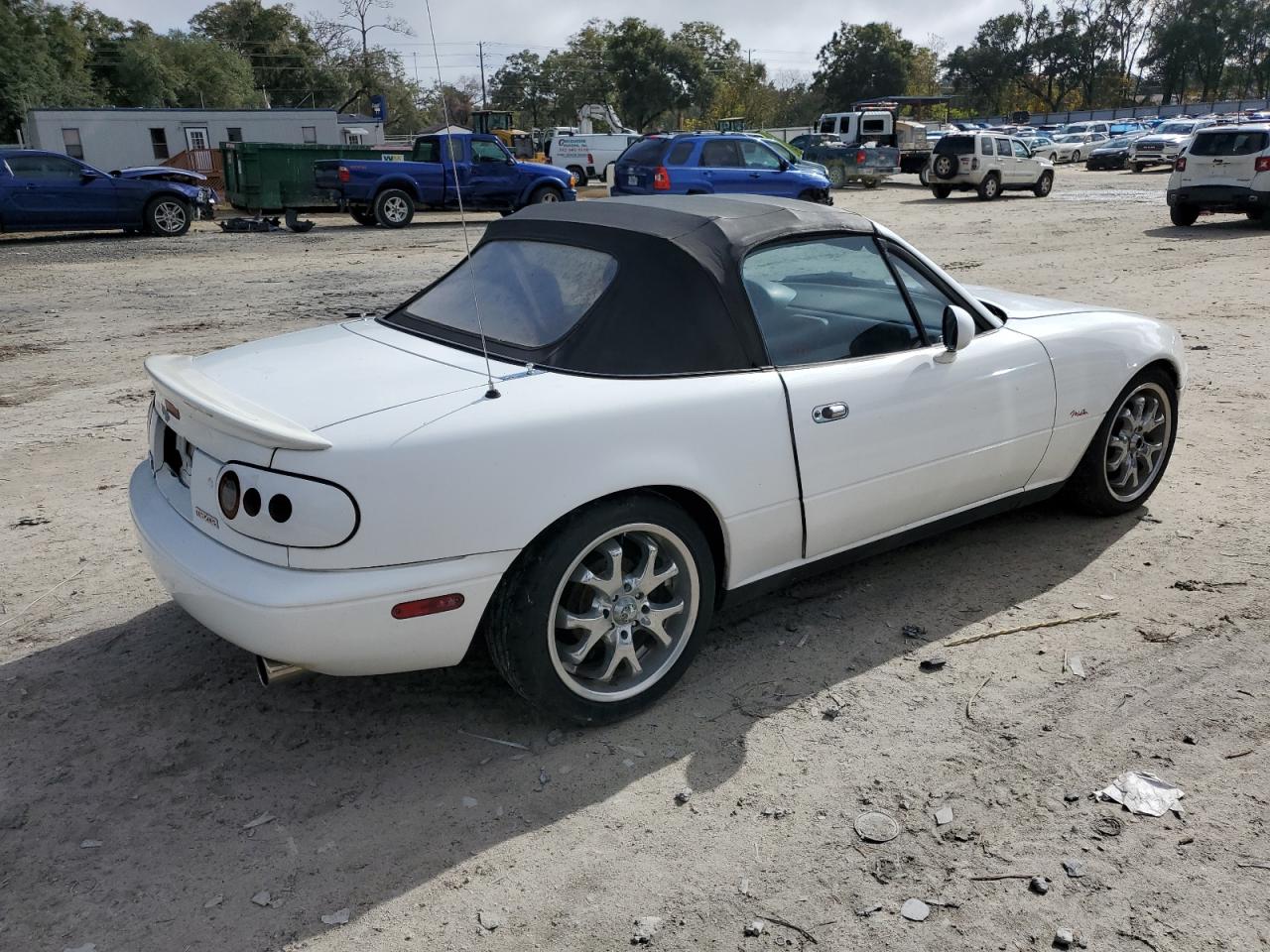 JM1NA3516M1217588 1991 Mazda Mx-5 Miata