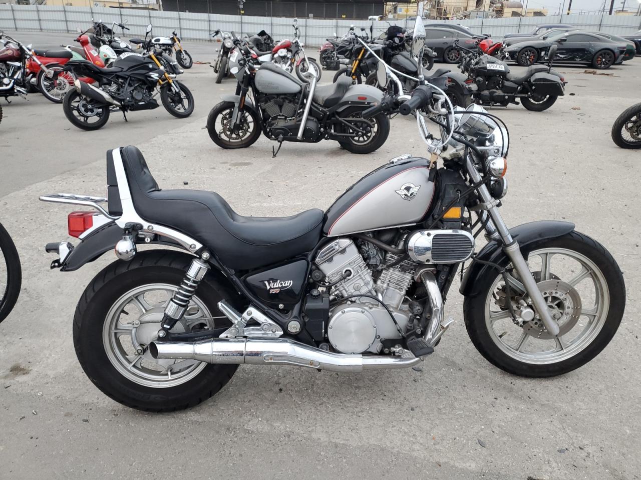 2005 Kawasaki Vn750 VIN: JKAVNDA155B554761 Lot: 86593064