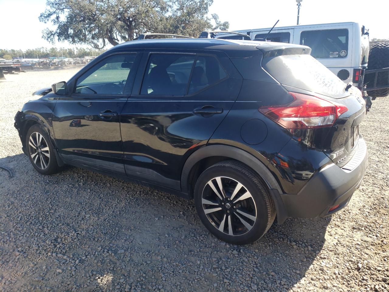 2018 Nissan Kicks S VIN: 3N1CP5CU5JL519394 Lot: 84662174