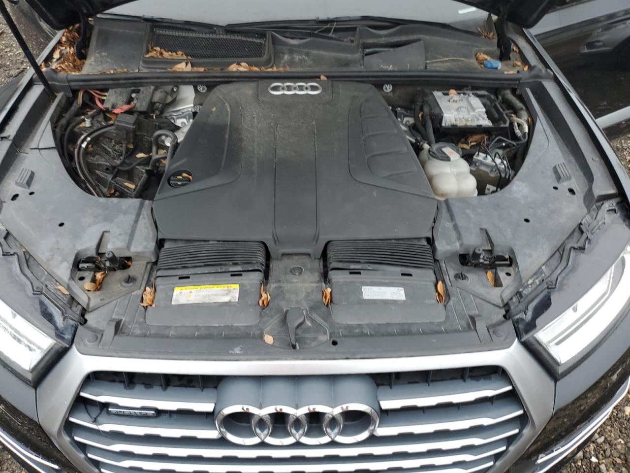 WA1AHAF7XKD018826 2019 Audi Q7 Premium