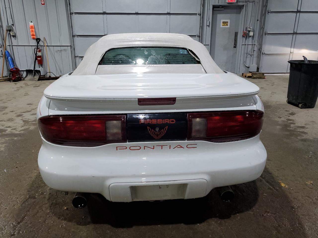 1995 Pontiac Firebird VIN: 2G2FS32S9S2218402 Lot: 81870184