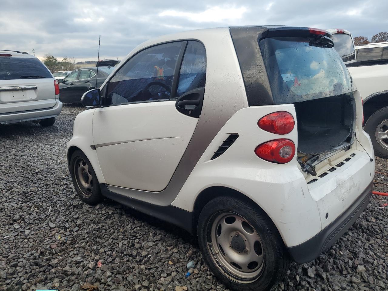 2015 Smart Fortwo Pure VIN: WMEEJ3BA4FK799435 Lot: 84900044