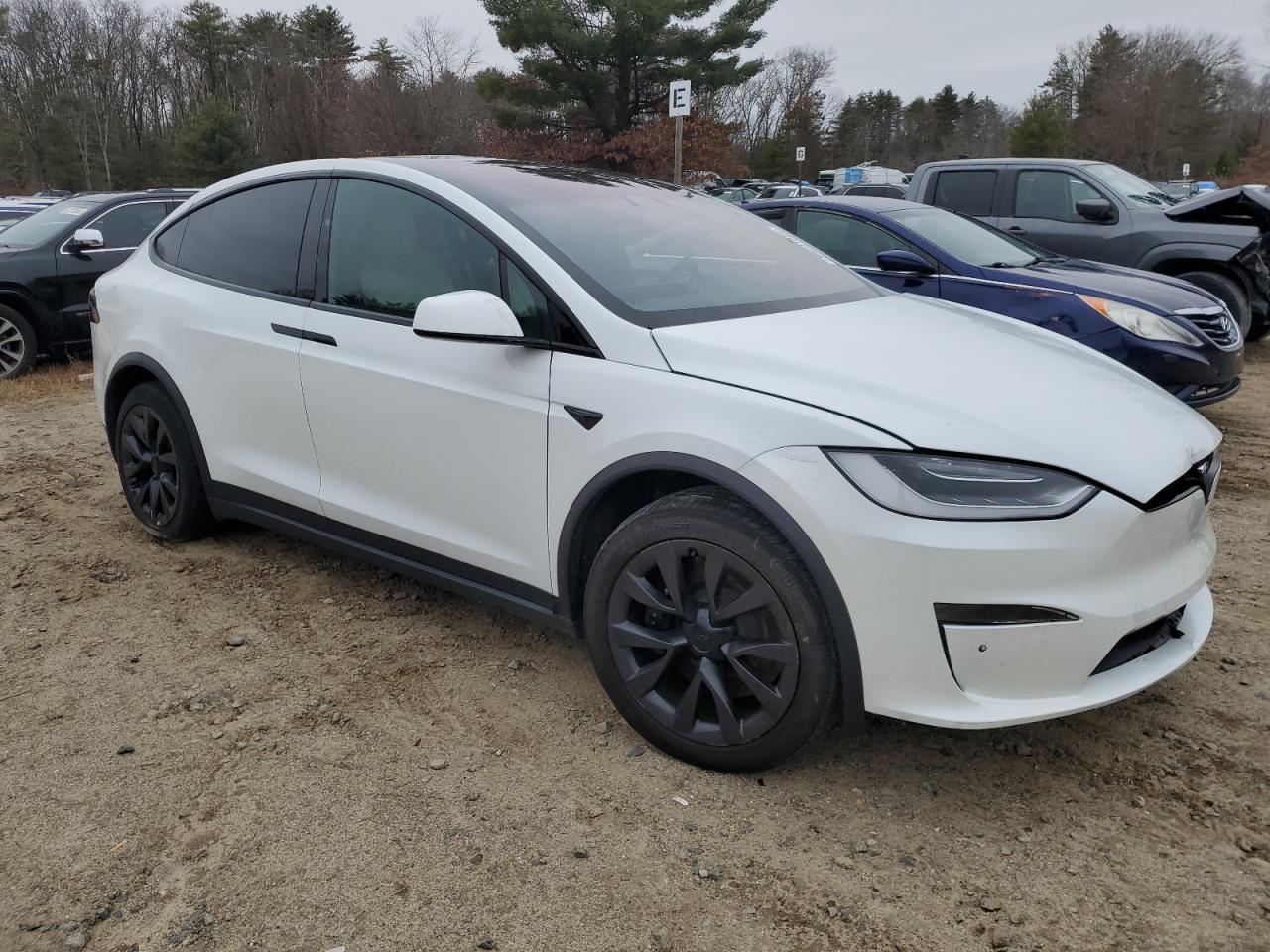 2022 Tesla Model X VIN: 7SAXCAE54NF354888 Lot: 85001064