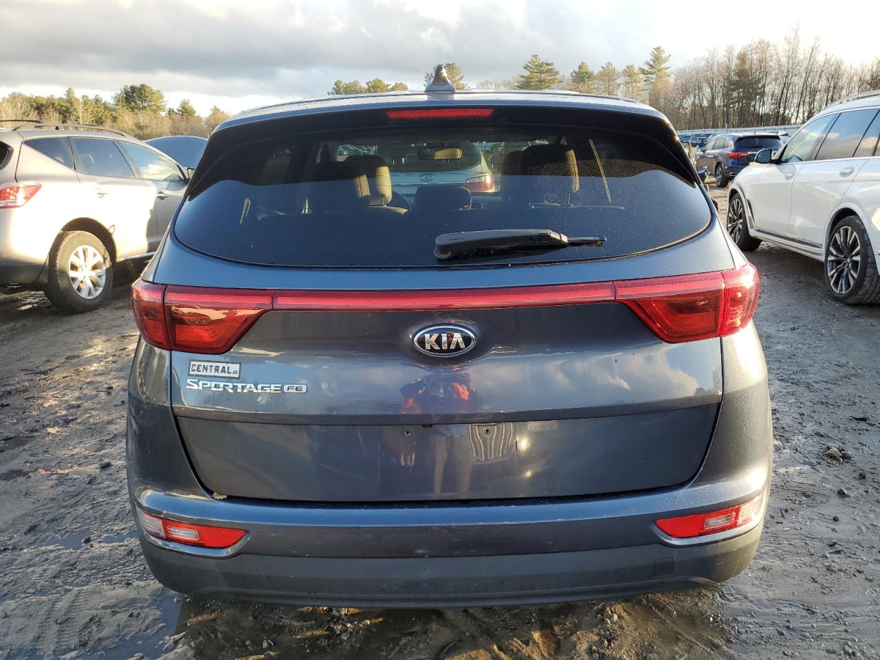 KNDPM3AC7J7348111 2018 Kia Sportage Lx