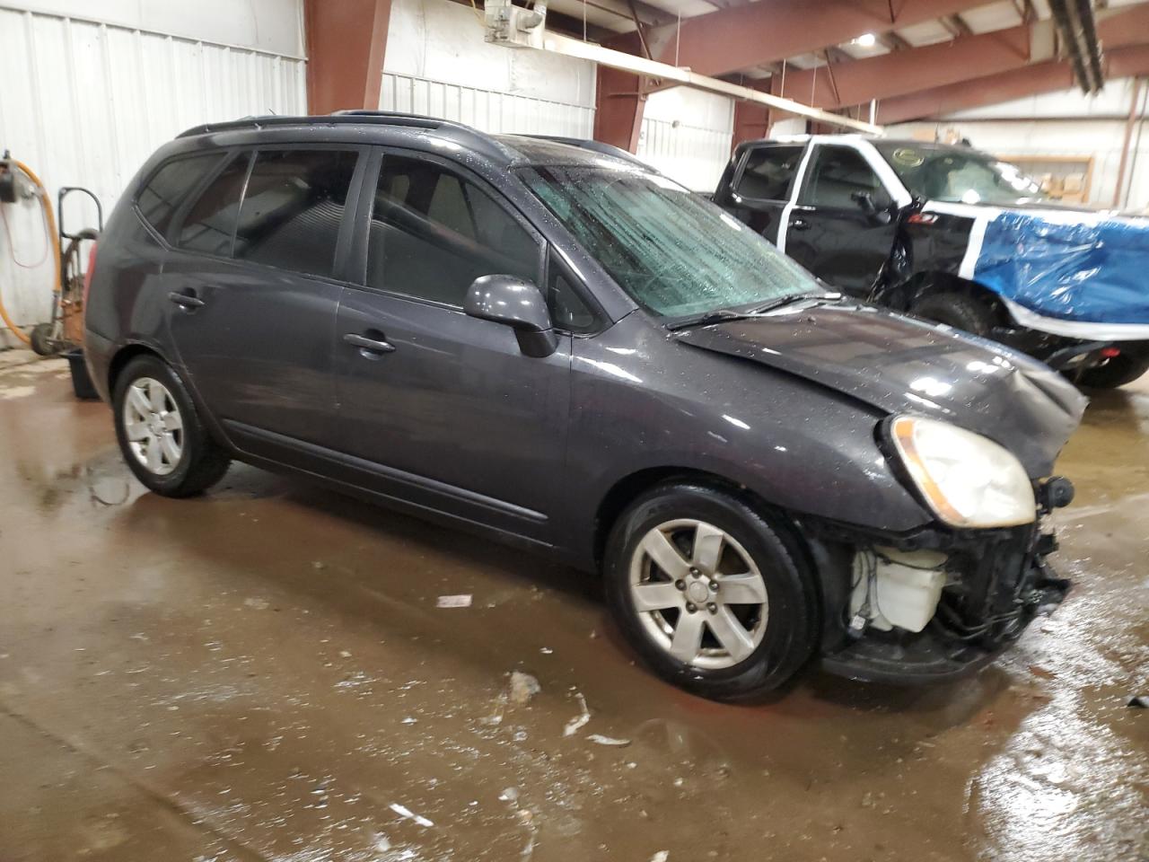 2007 Kia Rondo Lx VIN: KNAFG526877090484 Lot: 82470434