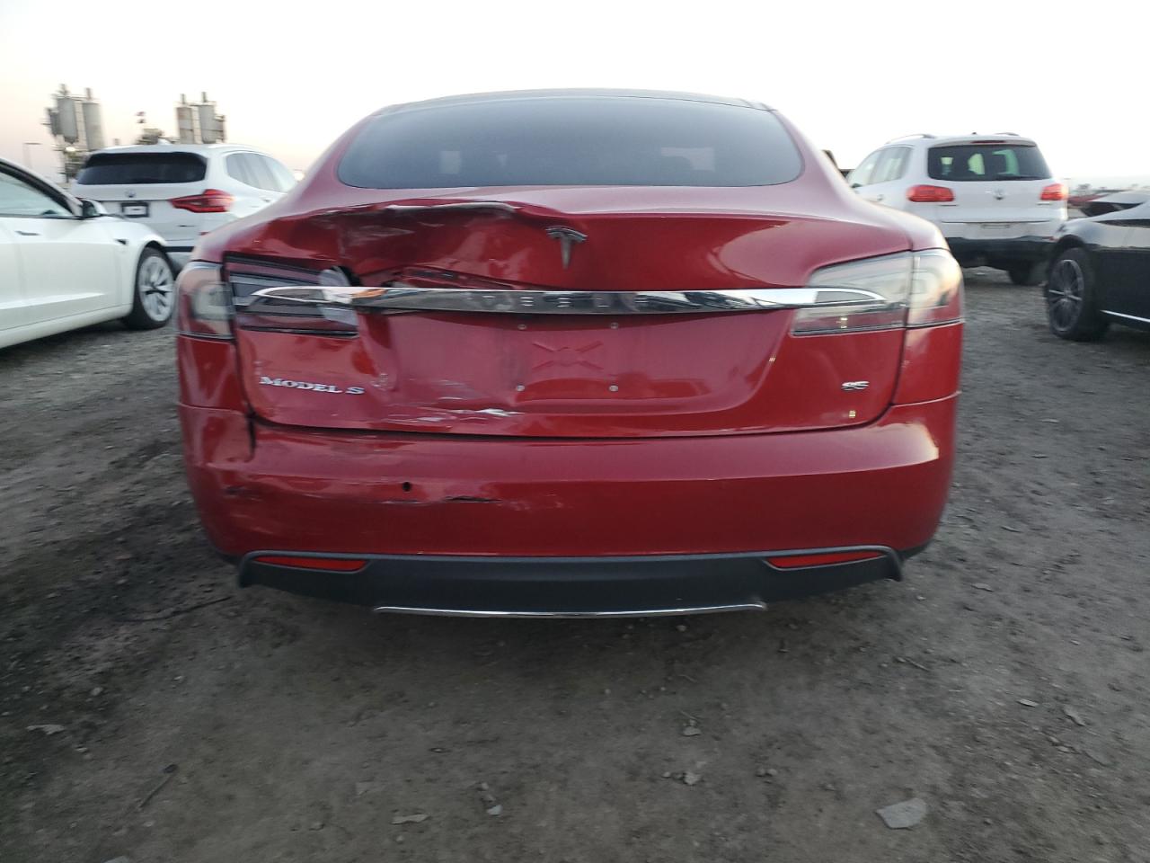 2014 Tesla Model S VIN: 5YJSA1H19EFP52863 Lot: 83094884