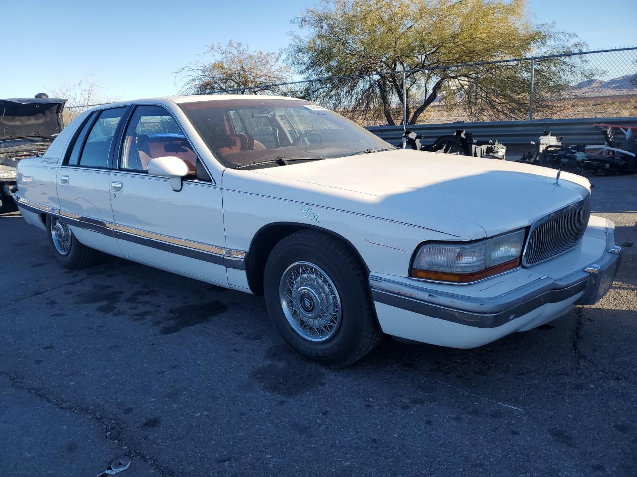 1G4BN5379NR445318 1992 Buick Roadmaster