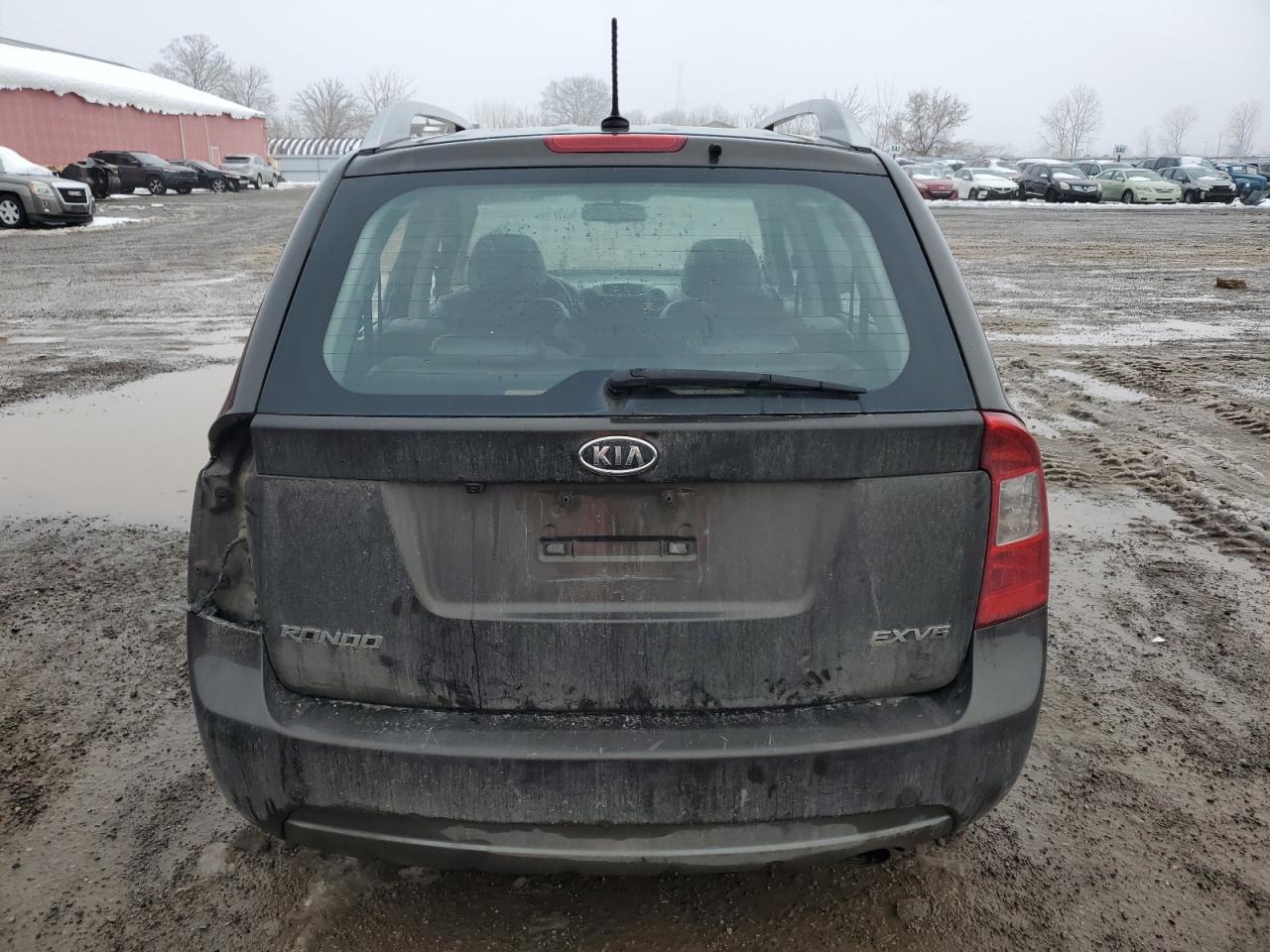 2011 Kia Rondo VIN: KNAHH8C60B7330688 Lot: 84500314